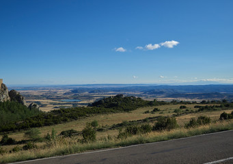Paisaje desde el Castillo de Loarre en Huesca, España