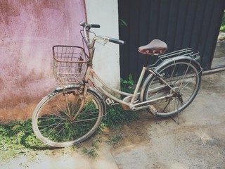 Fototapeta na wymiar Asian folk transport bicycle