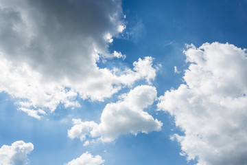 Obraz premium cloud shapes in blue sky