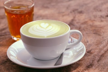 hot green tea with bread