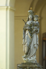 Sculpture of Saint Maria