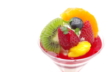 フルーツパフェ