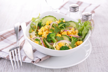 fresh vegetable mixed salad