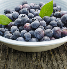 Fresh blueberry in bowl