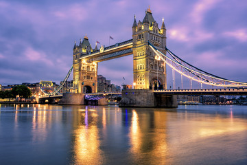 Fototapeta na wymiar Tower Bridge over Thames river in London, UK