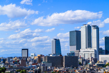 Obraz premium 青空と雲と名古屋の街並み