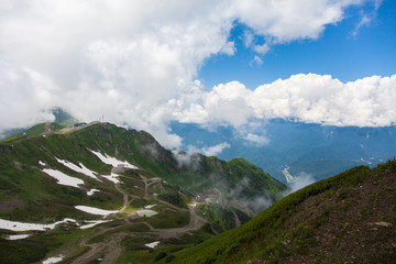 Obraz premium Mountains and clouds. Sochi. Rose of the peak.