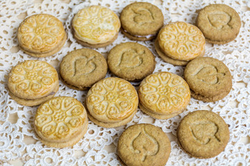 Sandwich biscuits, filled with chocolate 