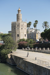 Fototapeta na wymiar Torre del Oro - 2