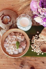 Fototapeta na wymiar Millet and taro with coconut milk ,Thai dessert