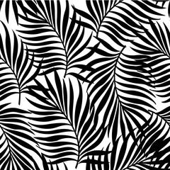 Nahtloses Muster mit Silhouetten von Palmenblättern in Schwarz auf weißem Hintergrund.