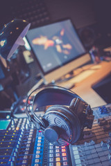 Tonstudio, Mischpult und Kopfhörer