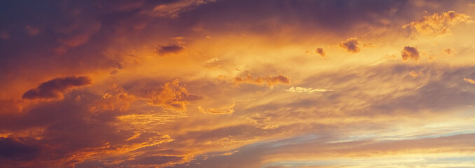 Naklejka na ściany i meble panoramic vanilla sky sunset background
