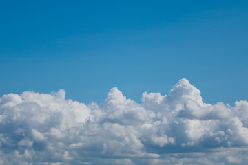 Fototapeta premium Beautiful large fluffy clouds in the sky