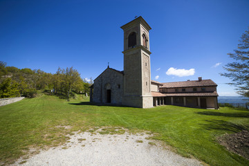 Italia, Appennino Tosco Emiliano, il santuario di Montovolo.