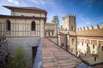 Italia,Emilia Romagna,Appennino,la Rocchetta Mattei,