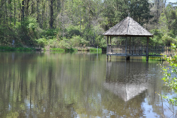 Obraz premium Gazebo Over Pond