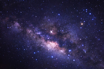 Obraz premium Centrum galaktyki Drogi Mlecznej z gwiazdami i kosmicznym pyłem we Wszechświecie