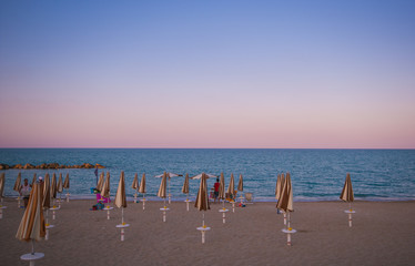 Naklejka premium Tramonto sul mare a Porto Potenza Picena