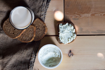 fresh cream cheese and bread and milk