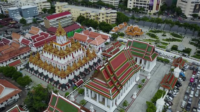 4K Around of Wat Ratchanatdaram temple
