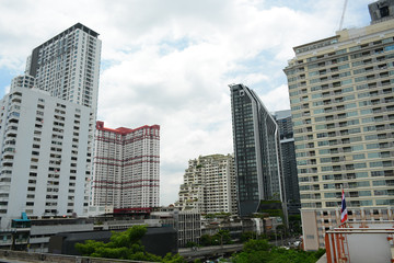 Fototapeta na wymiar Cityscape of Bangkok from BTS skytrain station