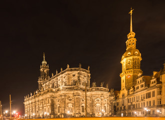 Fototapeta na wymiar Catholic cathedral white the castle beside it in Dresden by night, Hofkirche, Germany