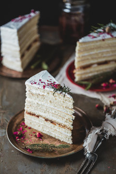 Naked cake