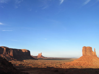 モニュメントバレー