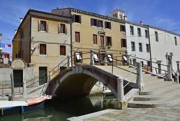 Obraz na płótnie Canvas Ponte de San Nicolo in the Dorsoduro quarter of Venice, Italy 
