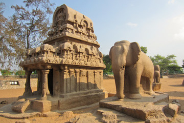 Fototapeta na wymiar five rathas temple in india