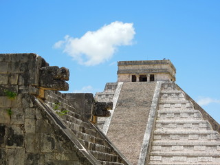 Mayan temple of Chichen Itza
