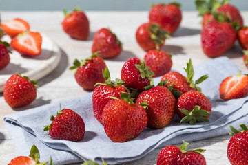 Raw Organic Red Strawberries