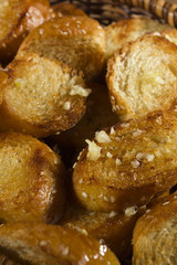 Roasted garlic bread