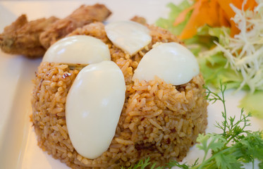 Spicy fried rice with boiled egg