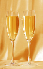 Two glasses of champagne