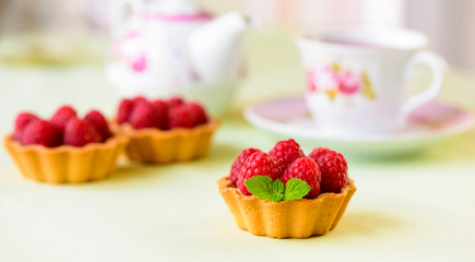 Mini tart with raspberries fruits