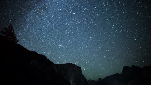 Yosemite Milky Way Time Lapse 05 Tunnel View