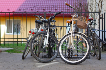 Obraz premium A variety of bikes in the bike parking lot