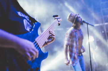 Rock and roll live group