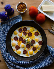 quail eggs in pan