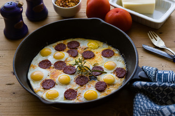 quail eggs in pan