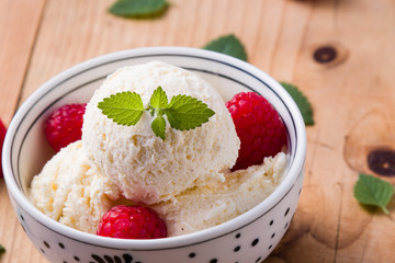 vanilla ice cream
