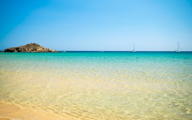 Fototapeta na wymiar The wonderful beaches of bay Chia, Sardinia, Italy.