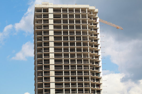 Construction of a high-rise concrete building