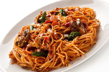 Pasta with meat, tomato sauce and vegetables 