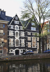 Fototapeta na wymiar Canal in Amsterdam. Netherlands