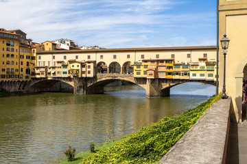 Fototapeta premium Ponte Vecchio in Florence, Italy