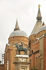 Fototapeta premium Basilica of Saint Anthony in Padua. Italy