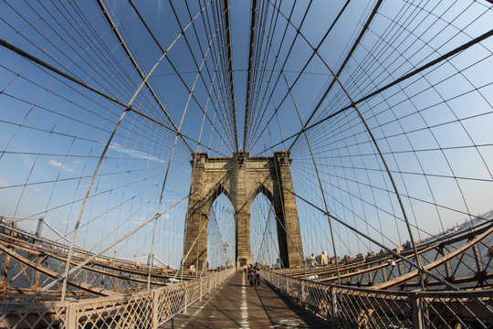 New York: Fisheye view of the Brooklyn Bridge viewing Brooklyn